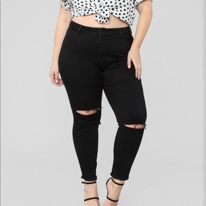 Fashion Nova Black Distressed Skinny Jeans